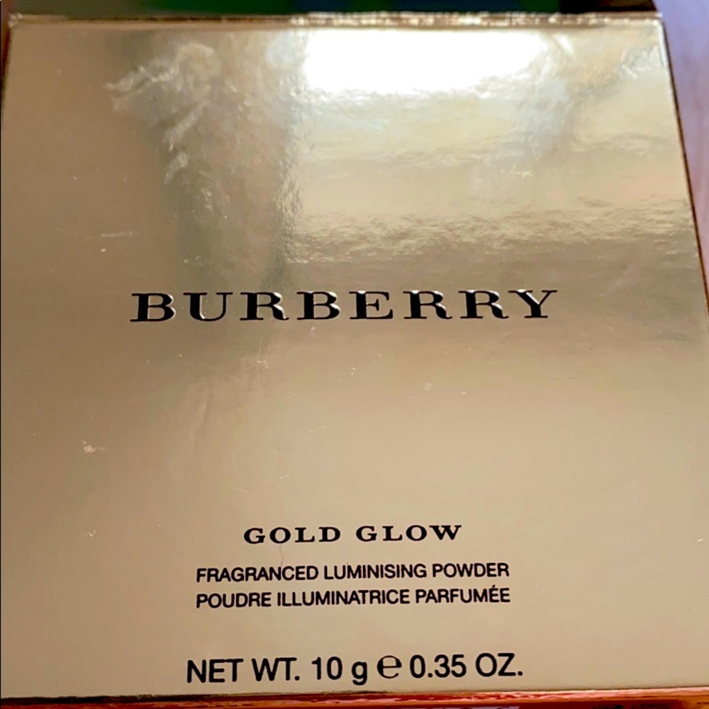 Burberry gold glow fragranced luminising powder